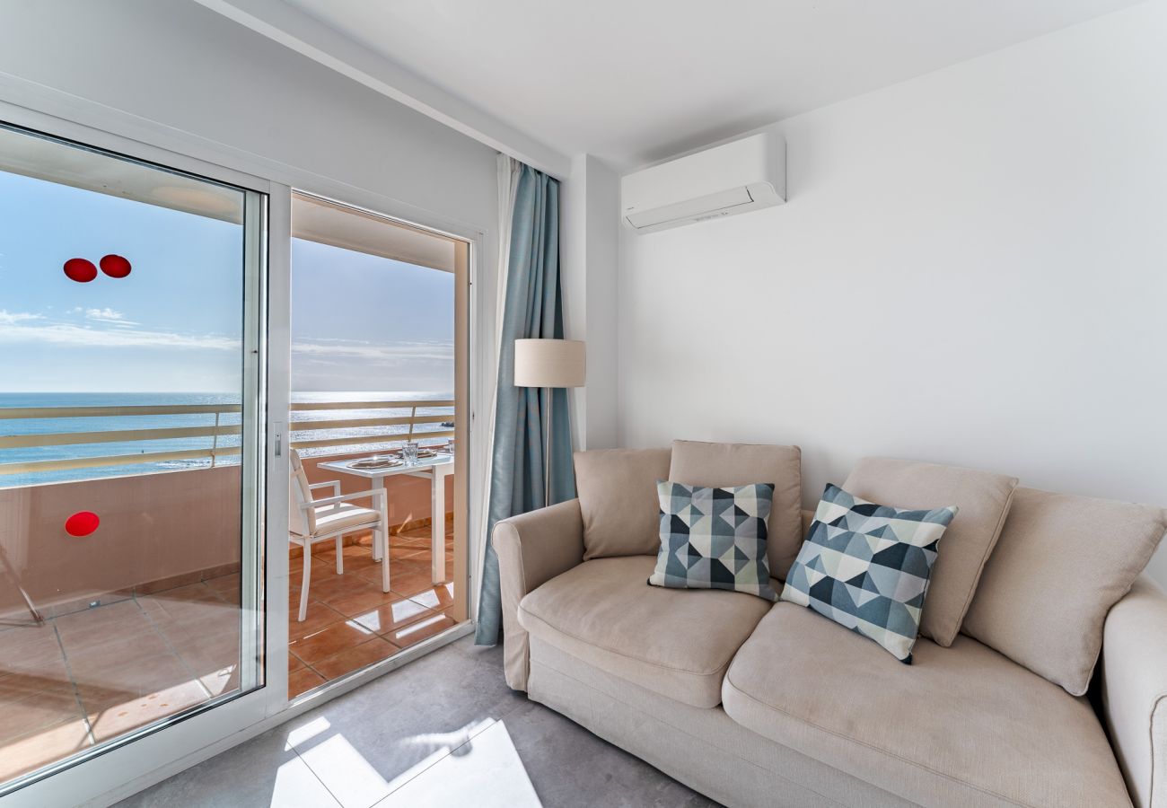 Ferienwohnung in Fuengirola - Malagasuite Stella Maris Front beach