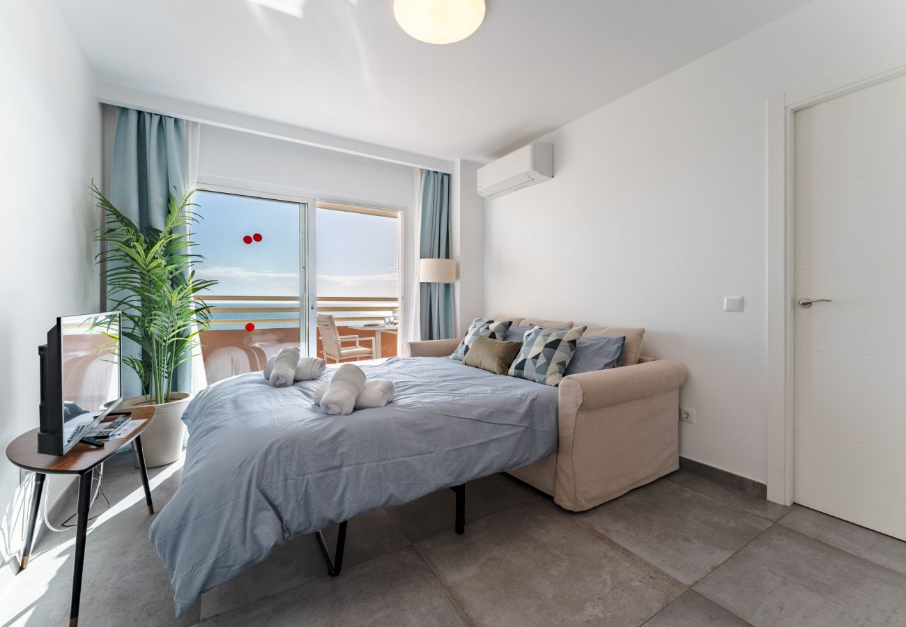 Ferienwohnung in Fuengirola - Malagasuite Stella Maris Front beach