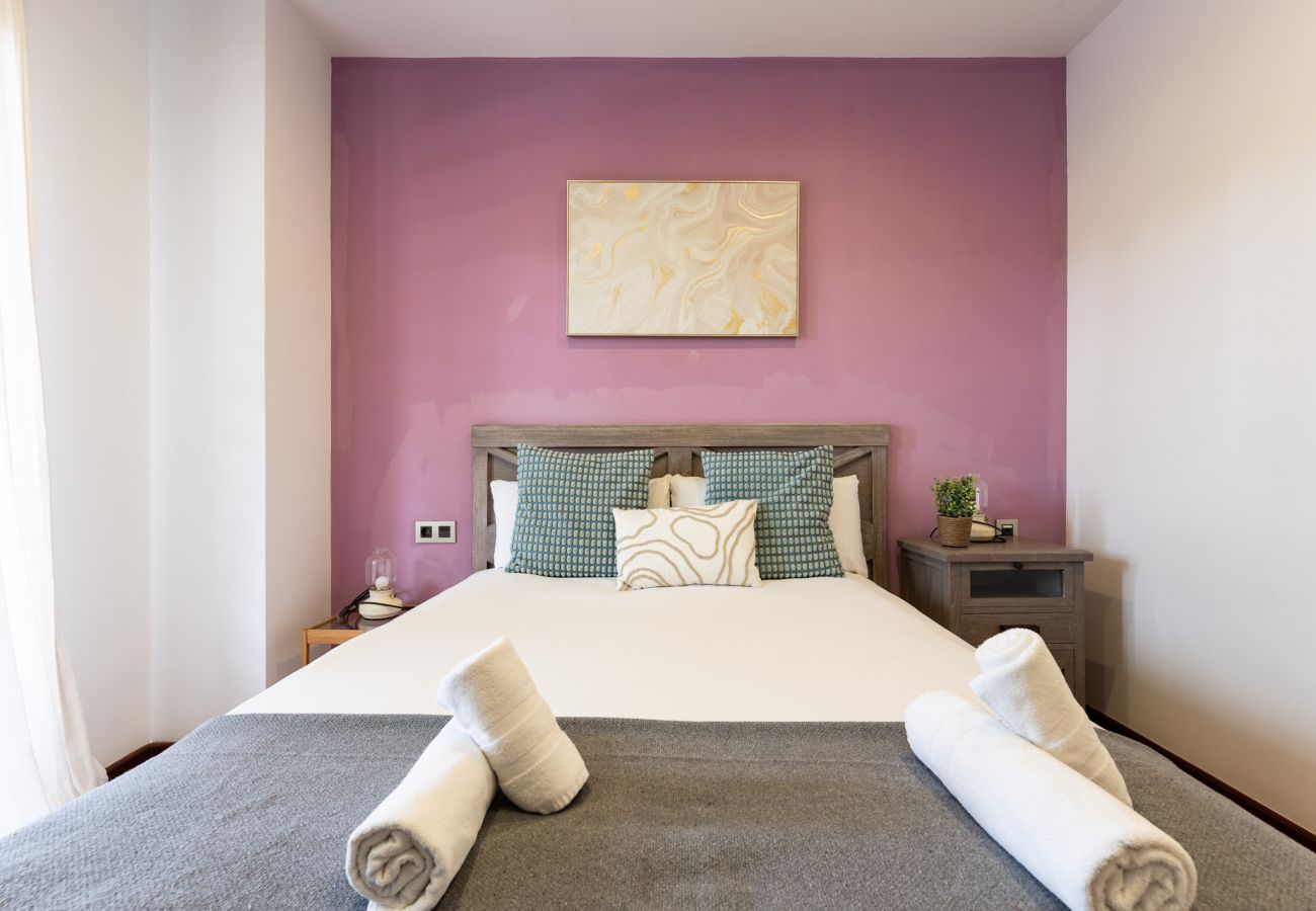 Ferienwohnung in Torremolinos - MalagaSuite Pinillo Pool & Parking