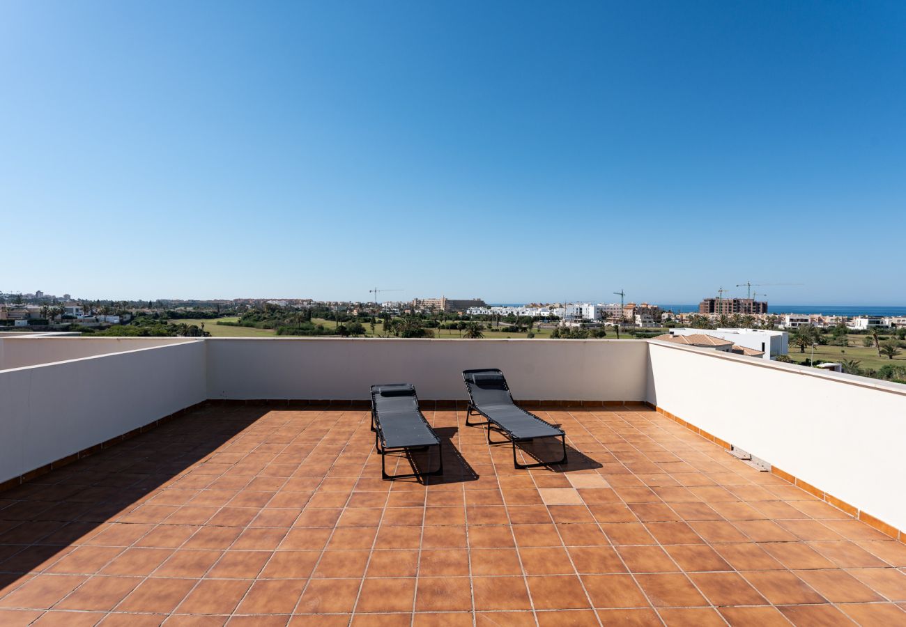 Ferienwohnung in El Ejido - AlmeriaSuite Palm Beach Golf & Pool 1301