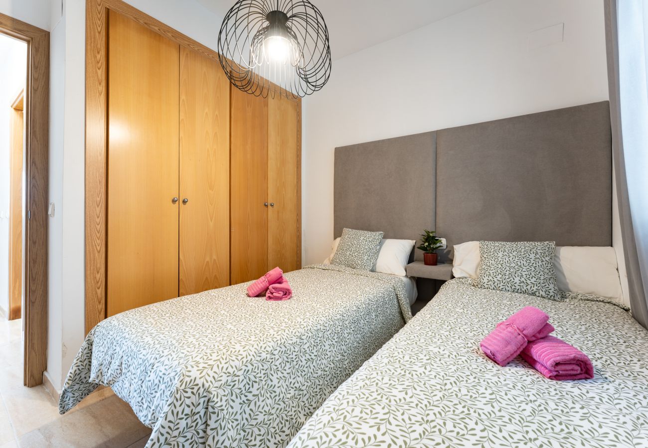 Ferienwohnung in El Ejido - AlmeriaSuite Palm Beach Golf & Pool 7002