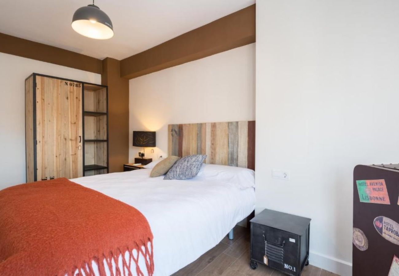 Apartment in Málaga - Malaga Suite City Center Capuchinos