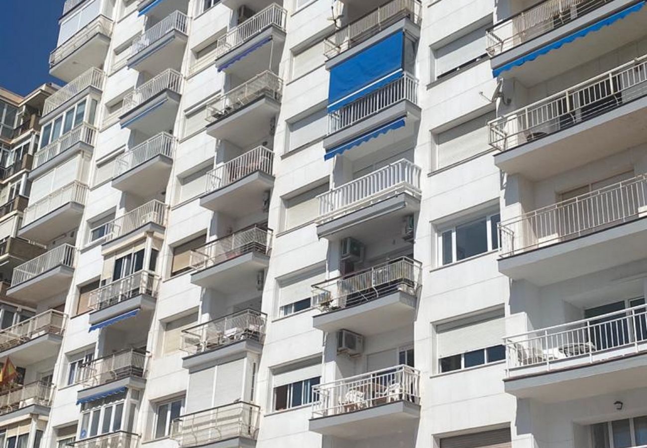 Apartment in Málaga - MalagaSuite Front Beach Malagueta