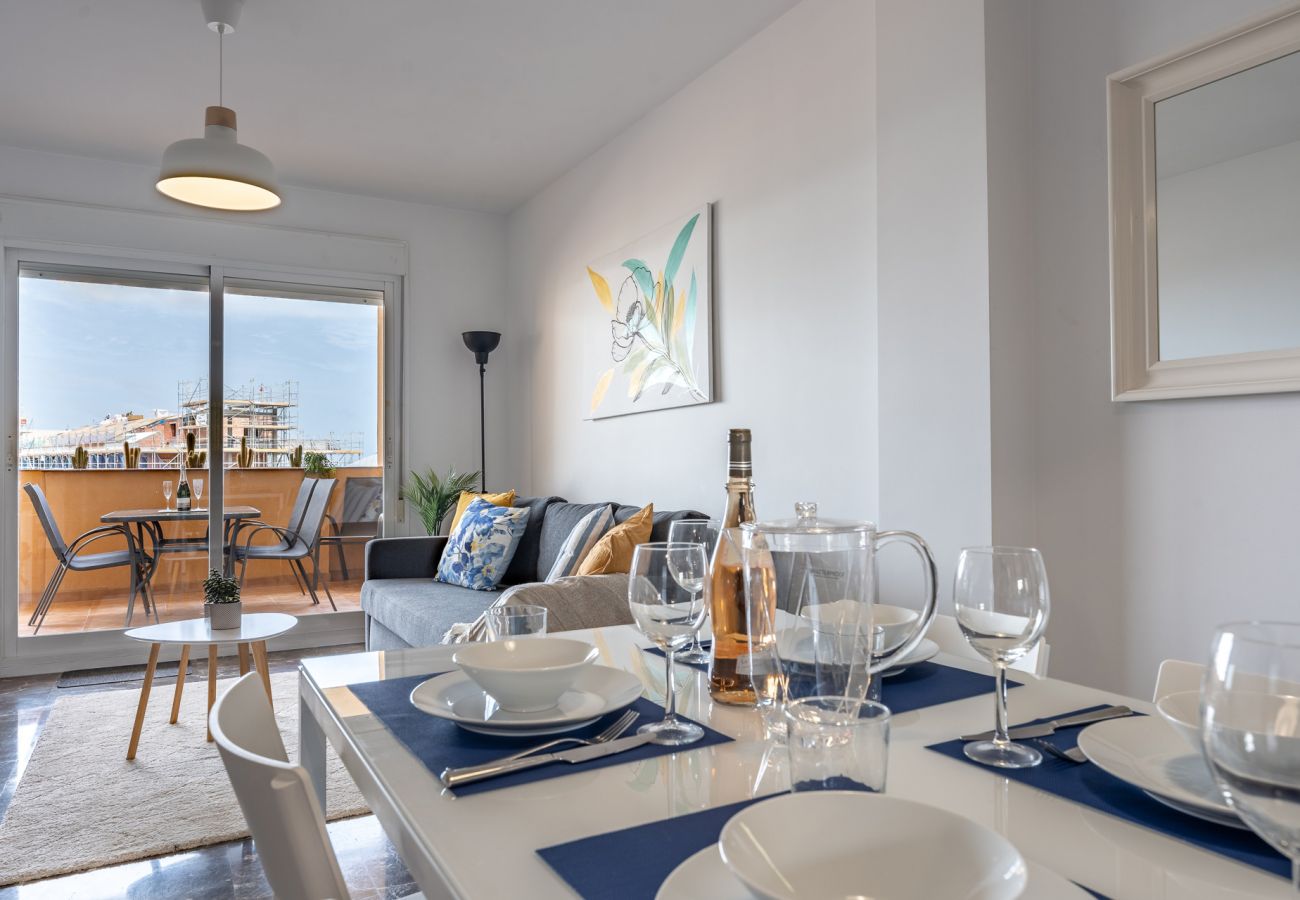 Apartment in Fuengirola - MalagaSuite Blue Sea & Pool