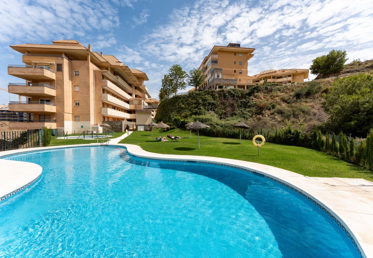 Apartment in Fuengirola - MalagaSuite Blue Sea & Pool
