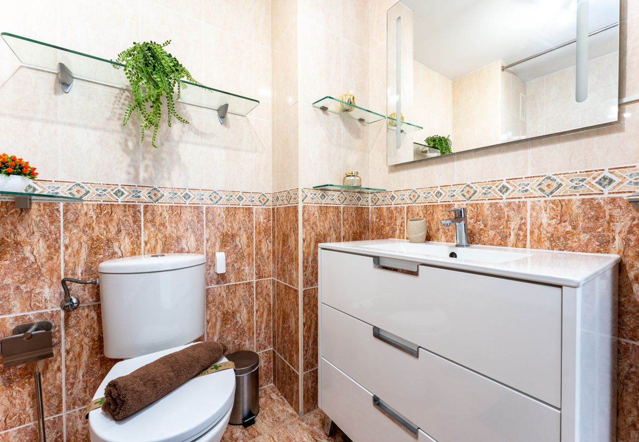 Apartment in Fuengirola - MalagaSuite Coastal Paradise Fuengirola