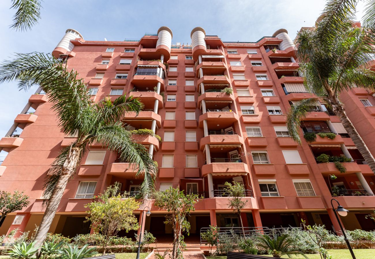 Apartment in Fuengirola - MalagaSuite Coastal Paradise Fuengirola