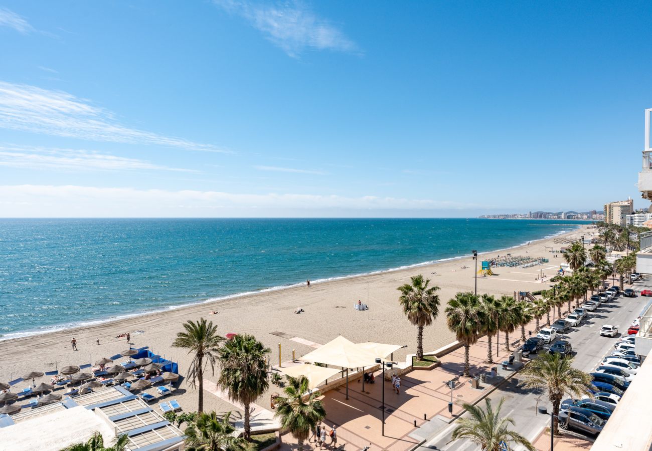 Apartment in Fuengirola - Malagasuite Seaside Penthouse Fuengirola