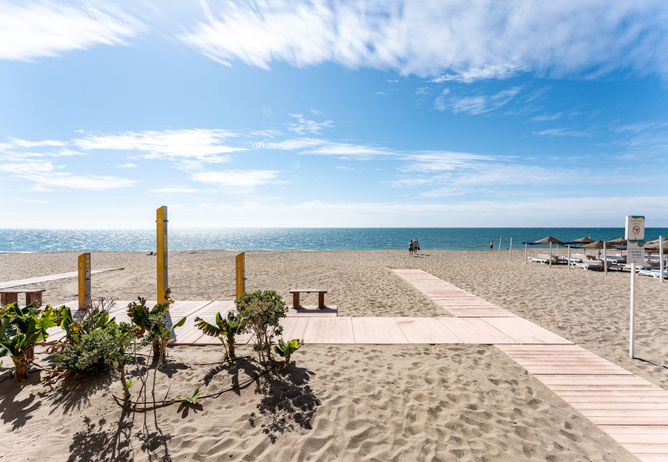 Apartment in Fuengirola - Malagasuite Seaside Penthouse Fuengirola
