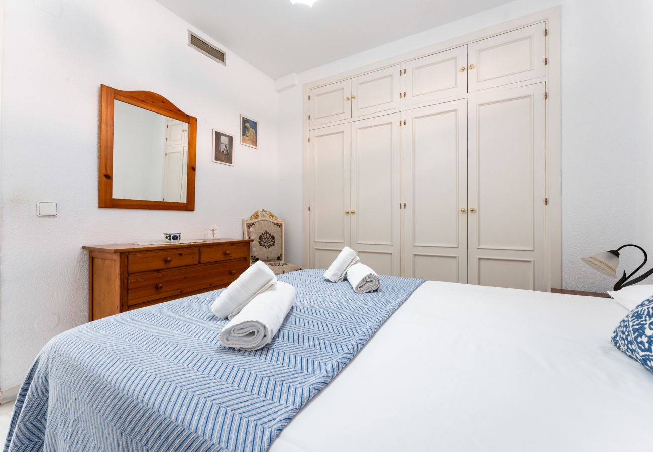 Apartment in Torremolinos - MalagaSuite Tropical Pool