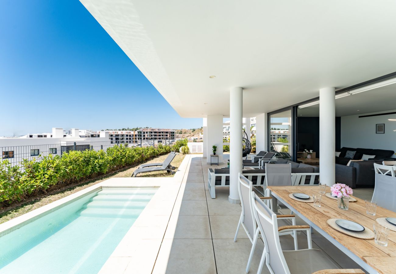 Apartment in Fuengirola - MalagaSuite Higueron West