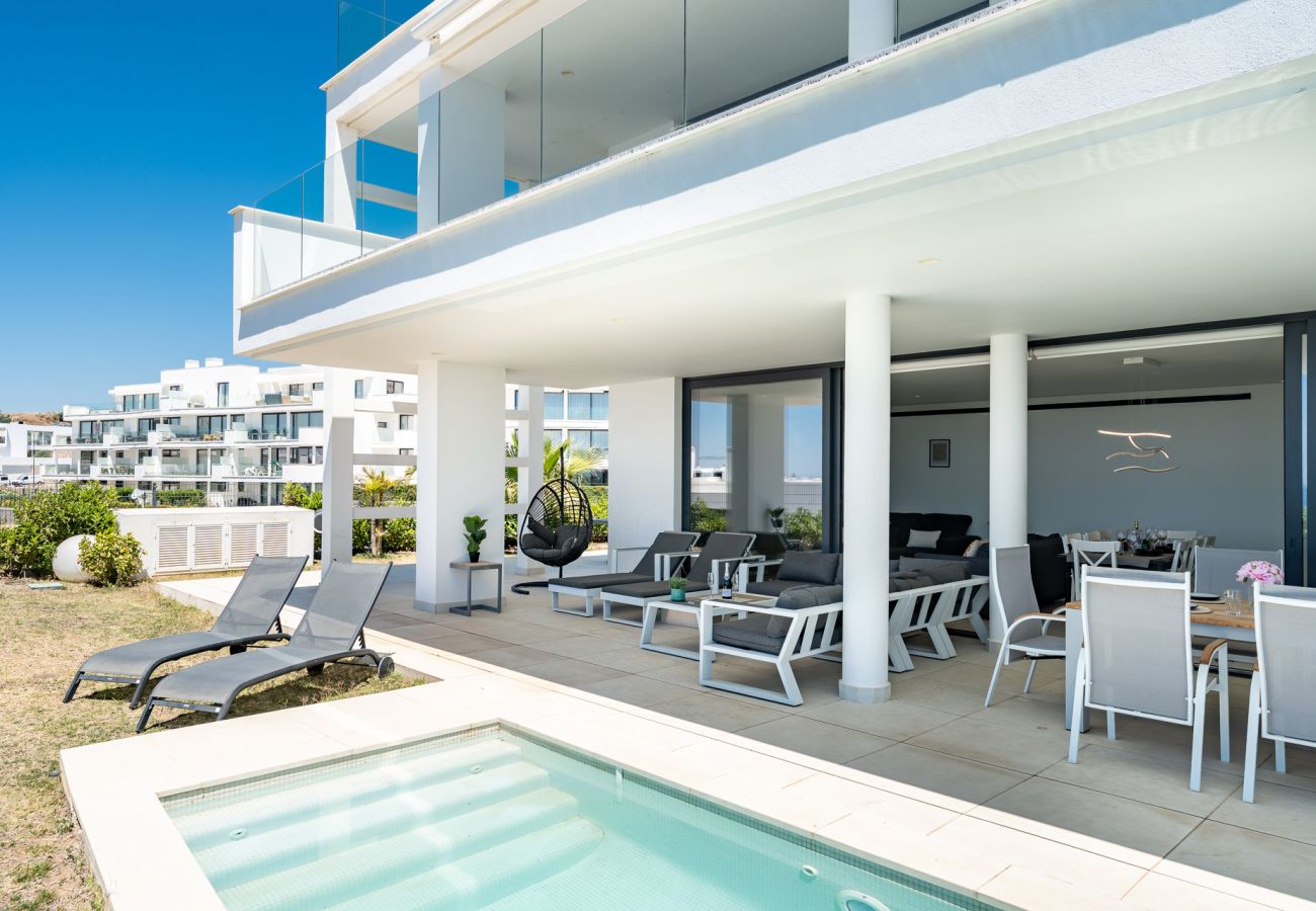 Apartment in Fuengirola - MalagaSuite Higueron West