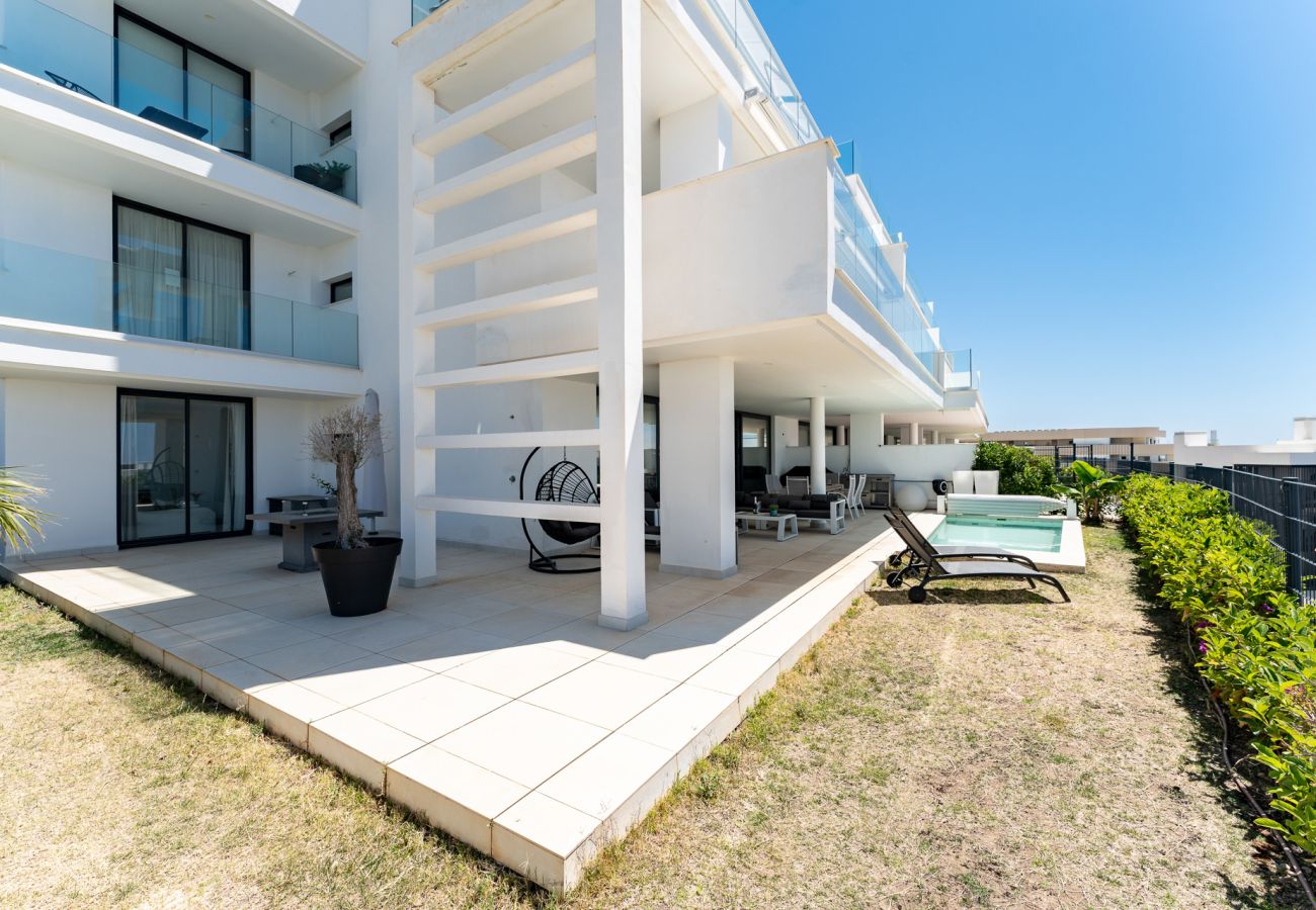 Apartment in Fuengirola - MalagaSuite Higueron West