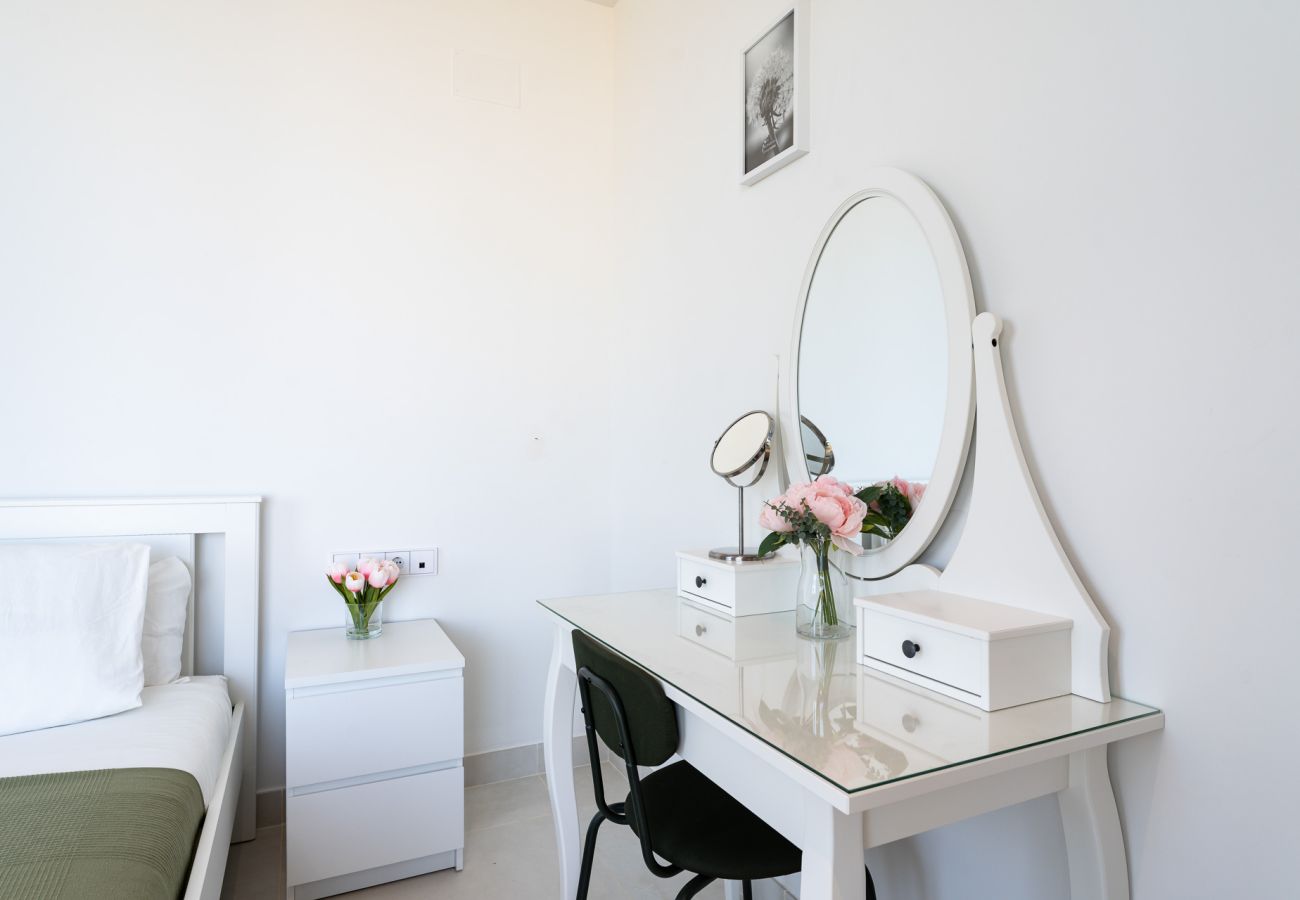 Apartment in Fuengirola - MalagaSuite Higueron West