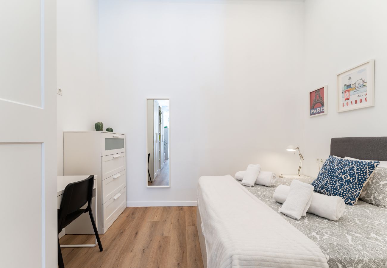 Apartment in Málaga - MalagaSuite Trendy & Cozy Apartment