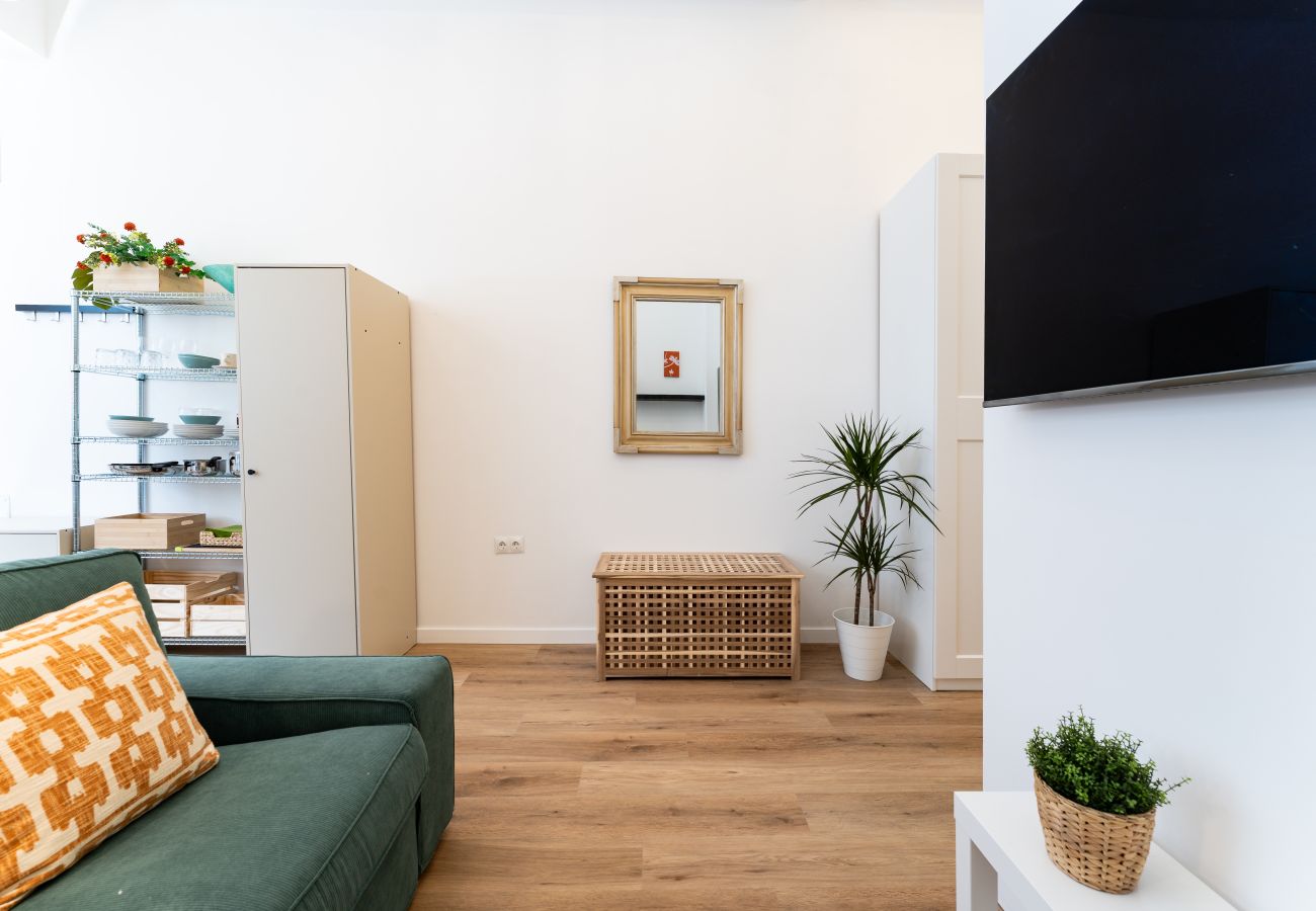 Apartment in Málaga - MalagaSuite Trendy & Cozy Apartment