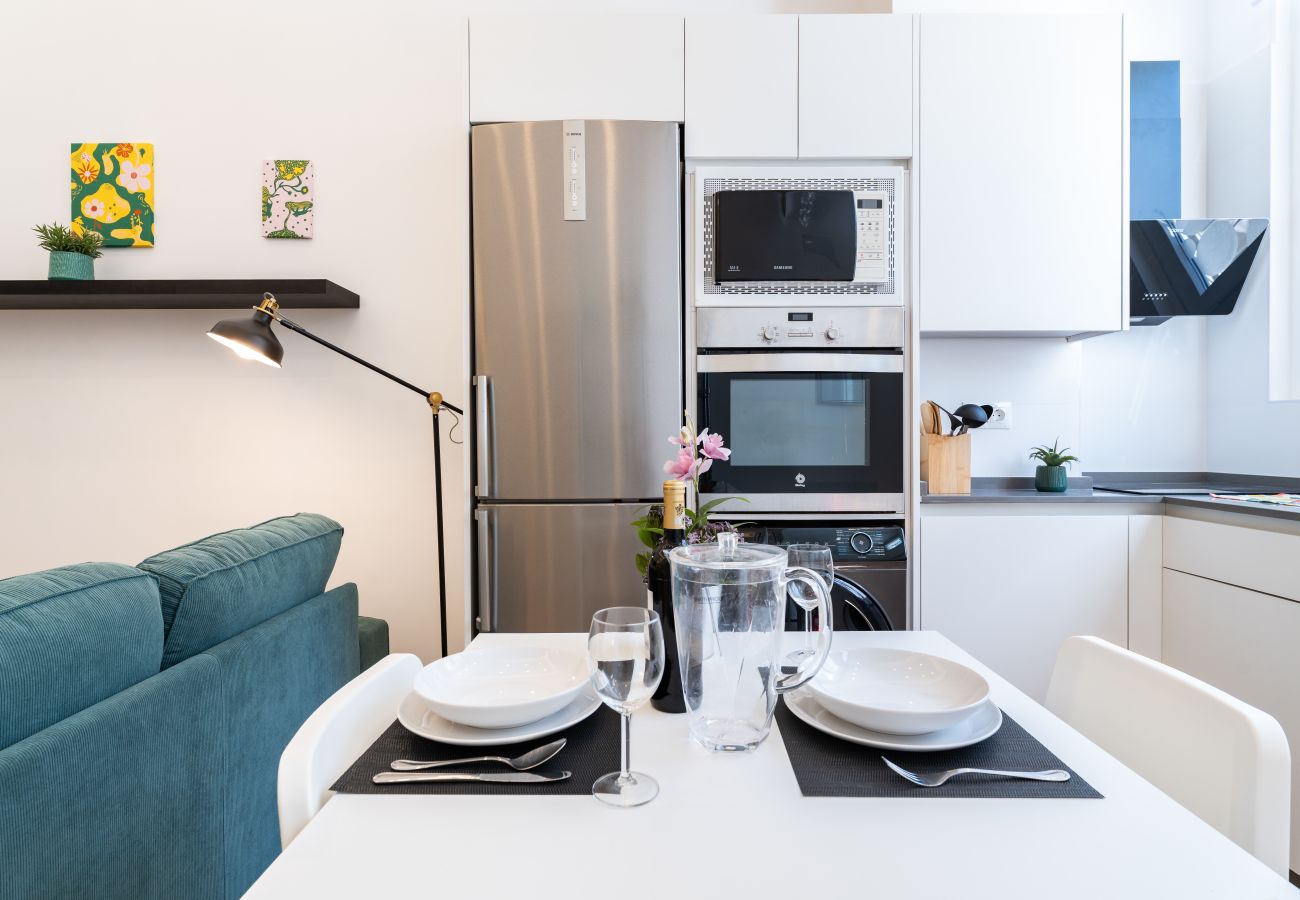 Apartment in Málaga - MalagaSuite Trendy & Cozy Apartment