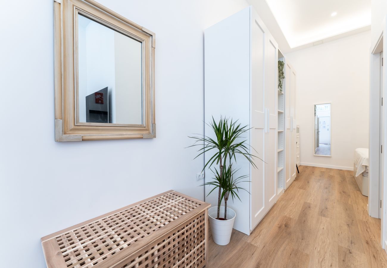 Apartment in Málaga - MalagaSuite Trendy & Cozy Apartment