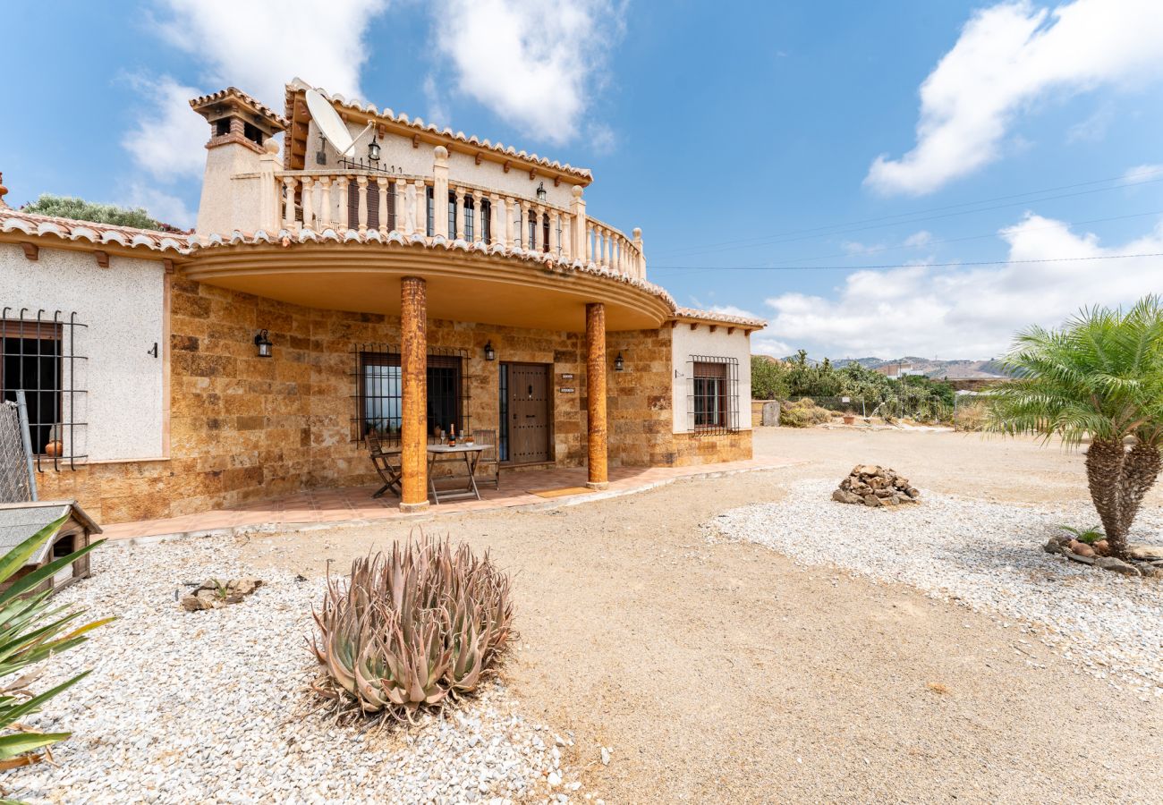 Cottage in Algarrobo - MalagaSuite Villa Rural Madeira