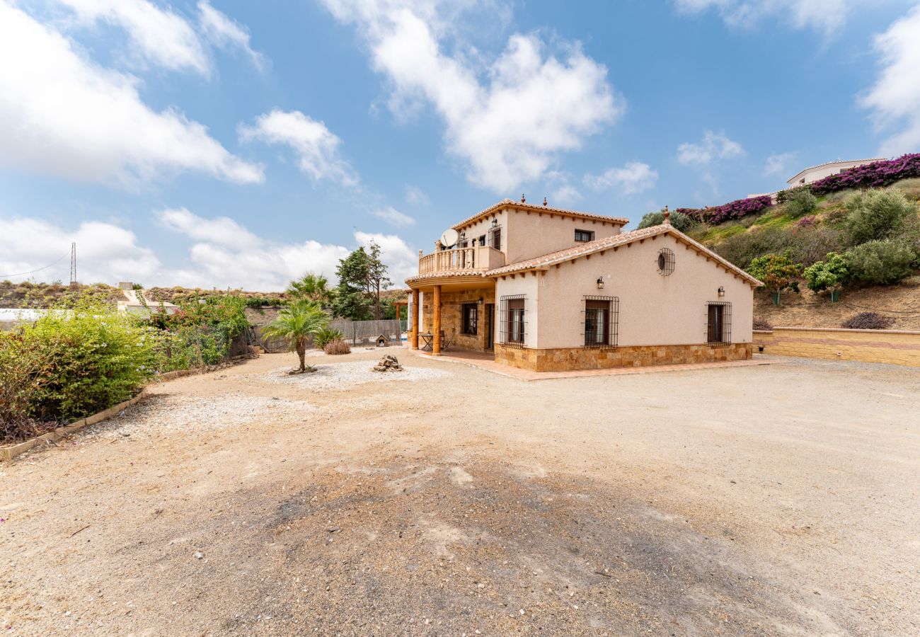 Cottage in Algarrobo - MalagaSuite Villa Rural Madeira