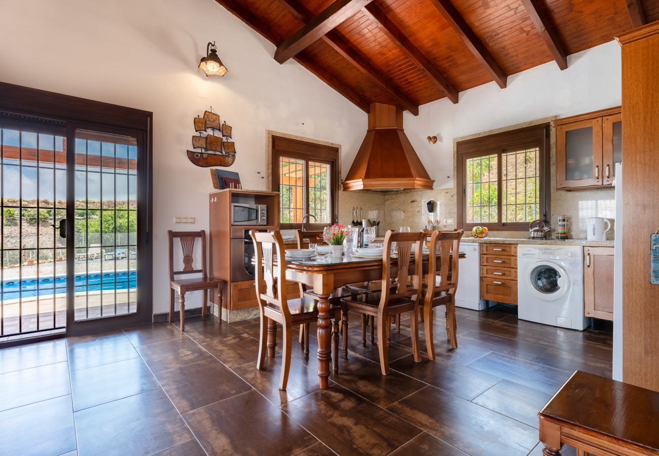 Cottage in Algarrobo - MalagaSuite Villa Rural Madeira