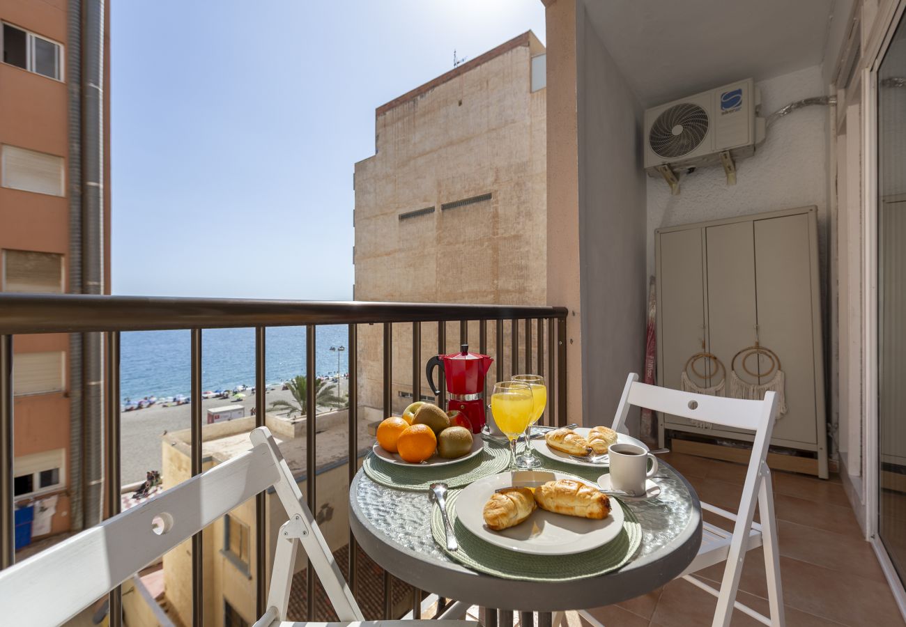 Apartment in Almería - AlmeriaSuite Las Caracolas Beach