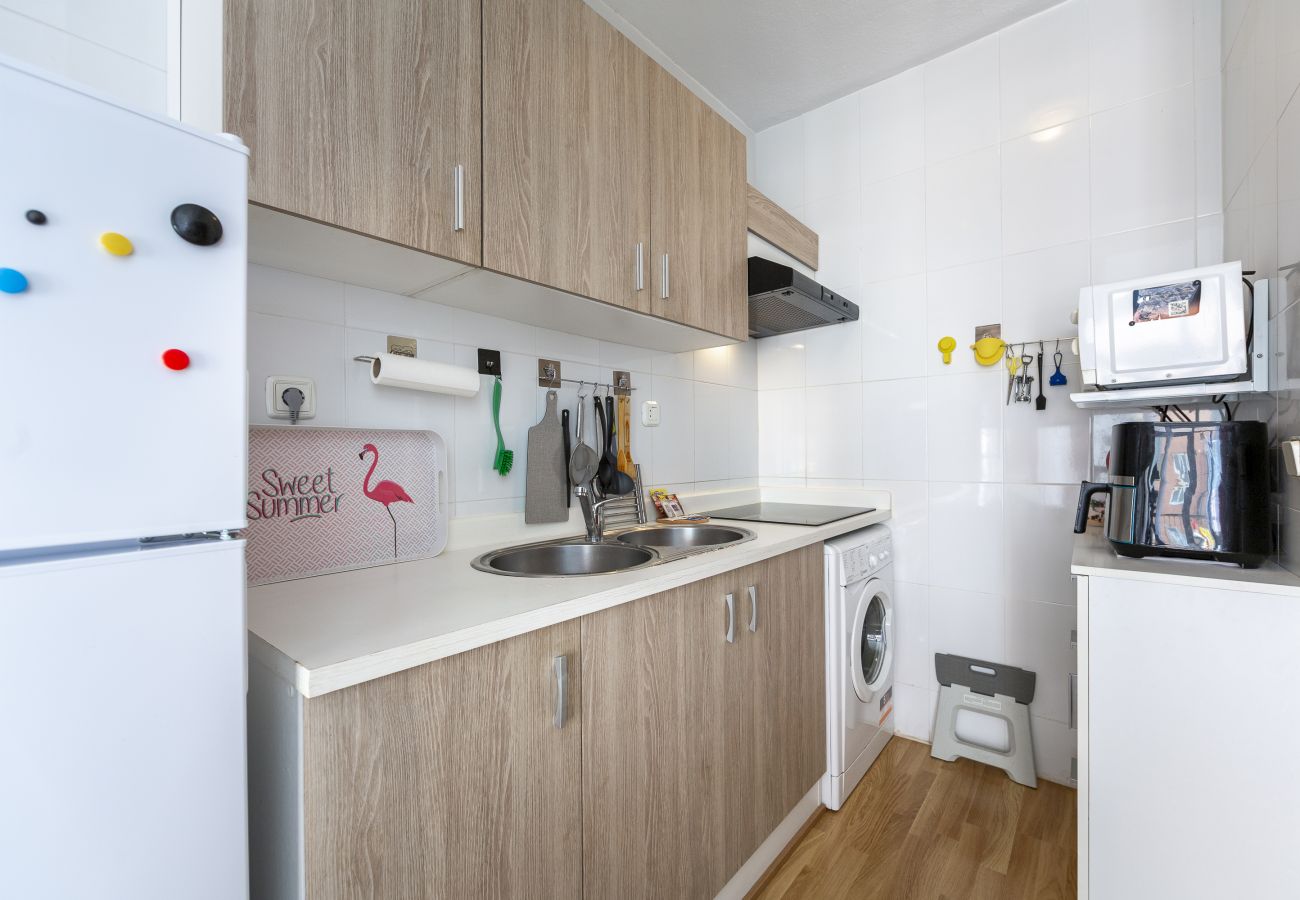 Apartment in Almería - AlmeriaSuite Las Caracolas Beach