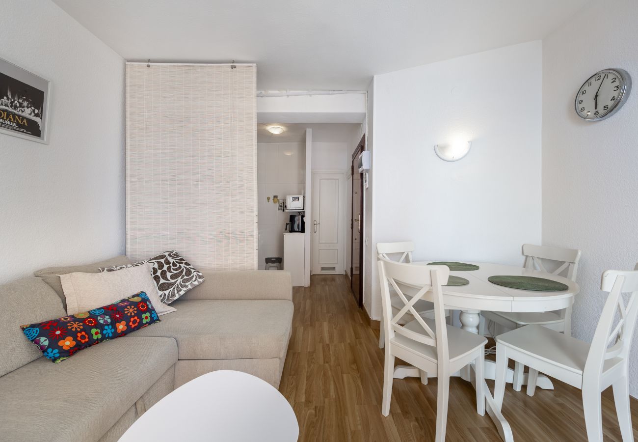 Apartment in Almería - AlmeriaSuite Las Caracolas Beach