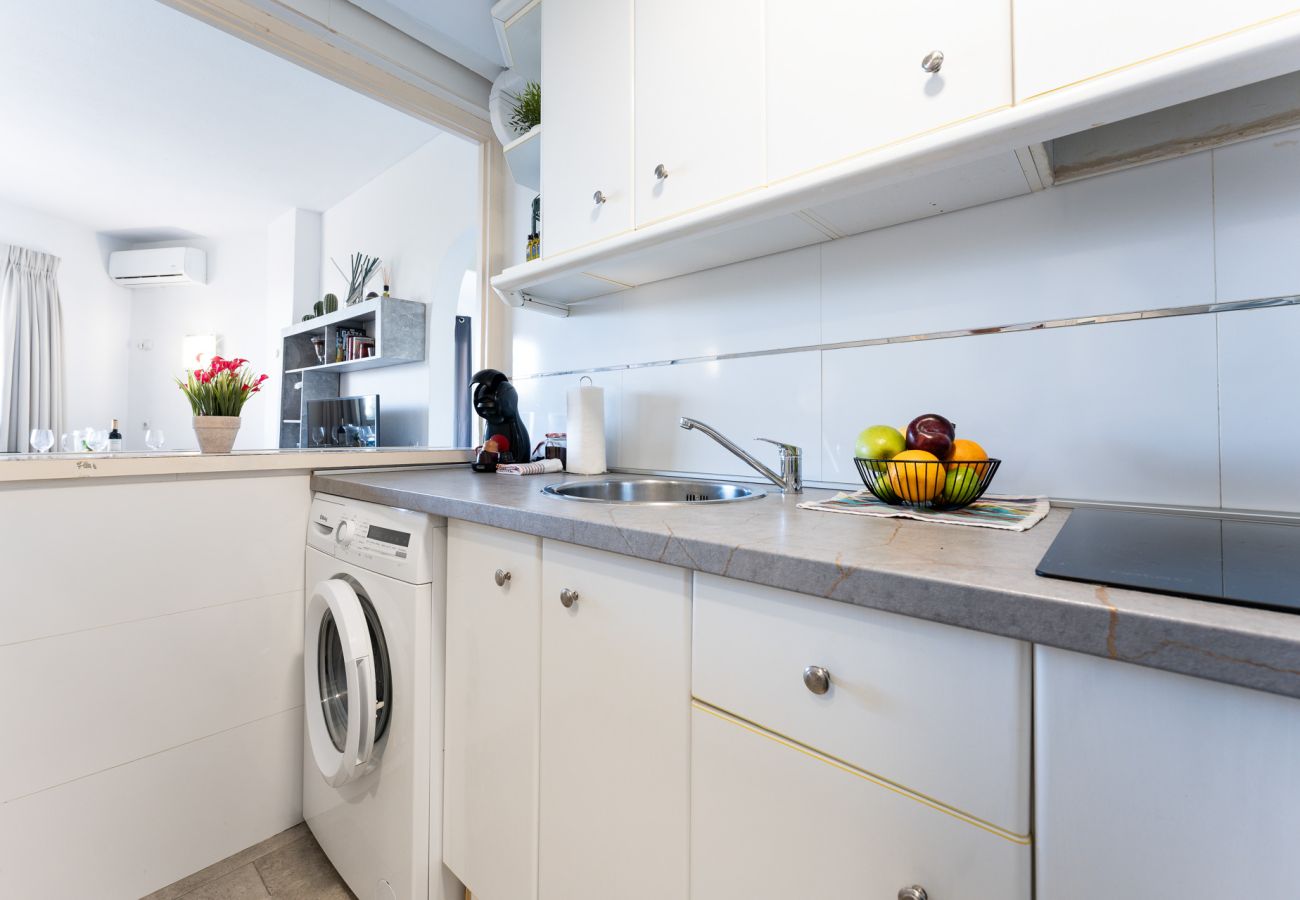 Apartment in Torremolinos - MalagaSuite Duquesa Beach