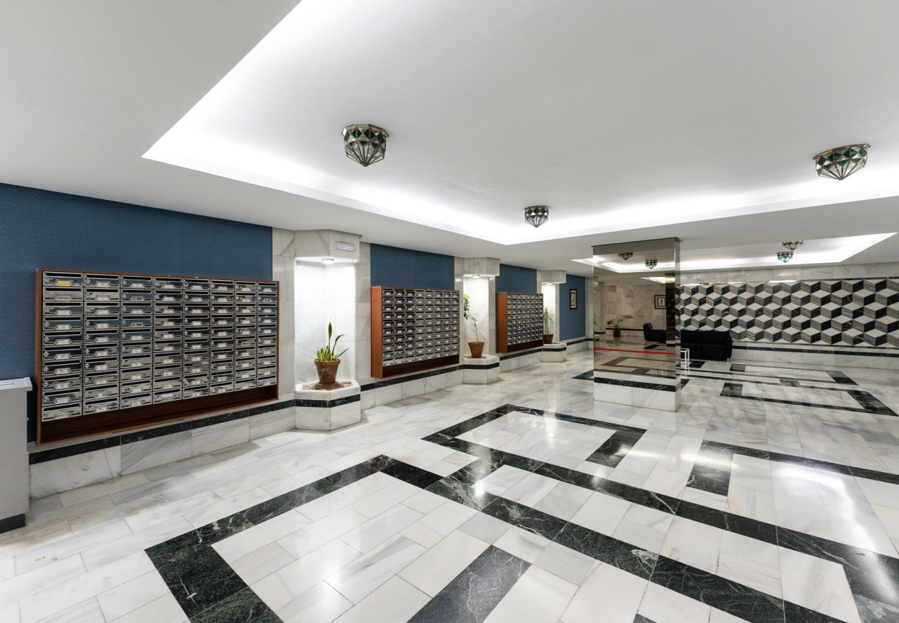 Apartment in Torremolinos - MalagaSuite Duquesa Beach