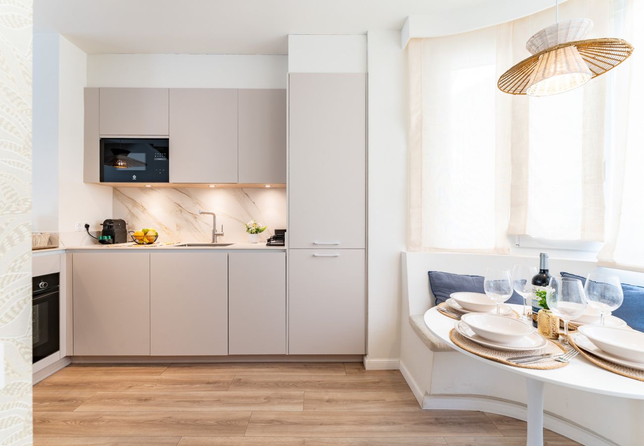 Apartment in Marbella - MalagaSuite Duplex Marbella with Parking