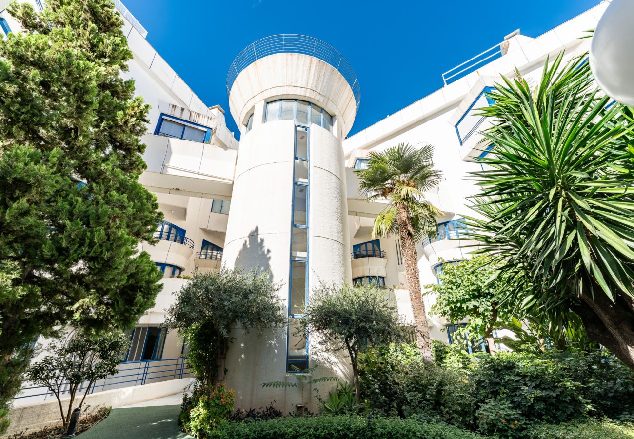 Apartment in Marbella - MalagaSuite Duplex Marbella with Parking