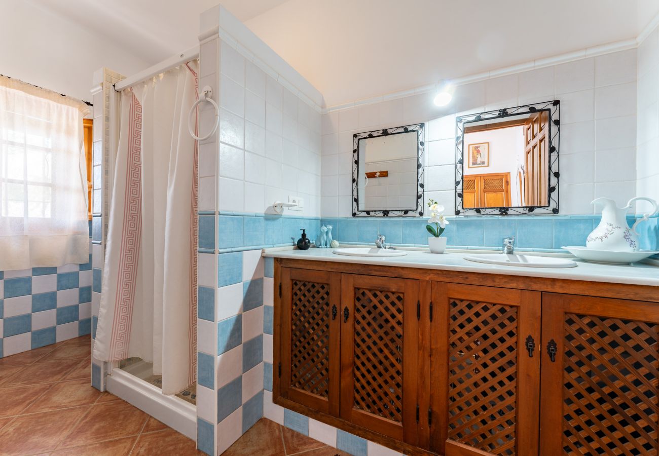 Cottage in Antequera - MalagaSuite Cortijo Segura