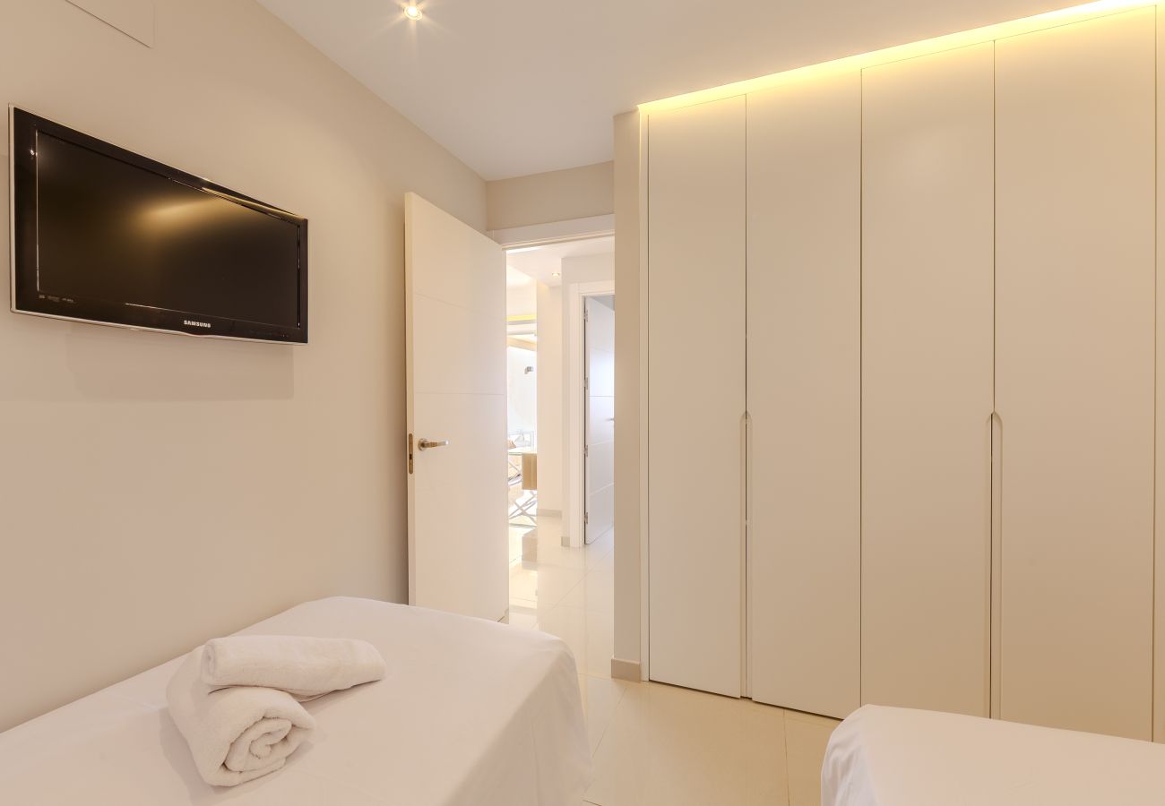 Apartment in Almería - AlmeriaSuite Gran Bahia Playa