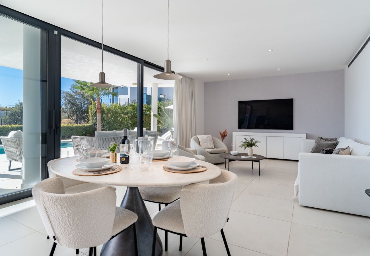 Apartment in Fuengirola - MalagaSuite Higueron West Luxury & Private Pool