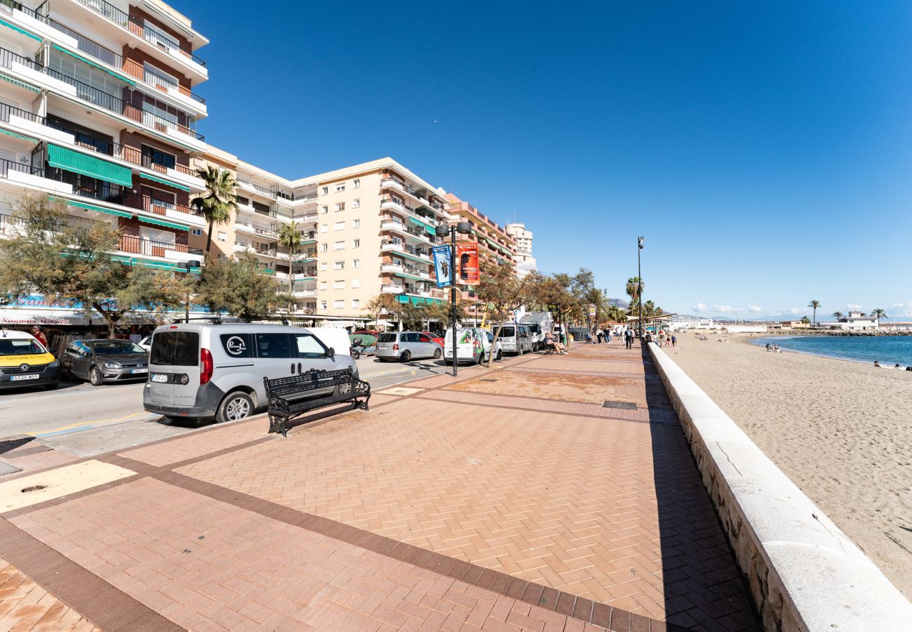 Apartment in Fuengirola - MalagaSuite First Line Beach Terrace