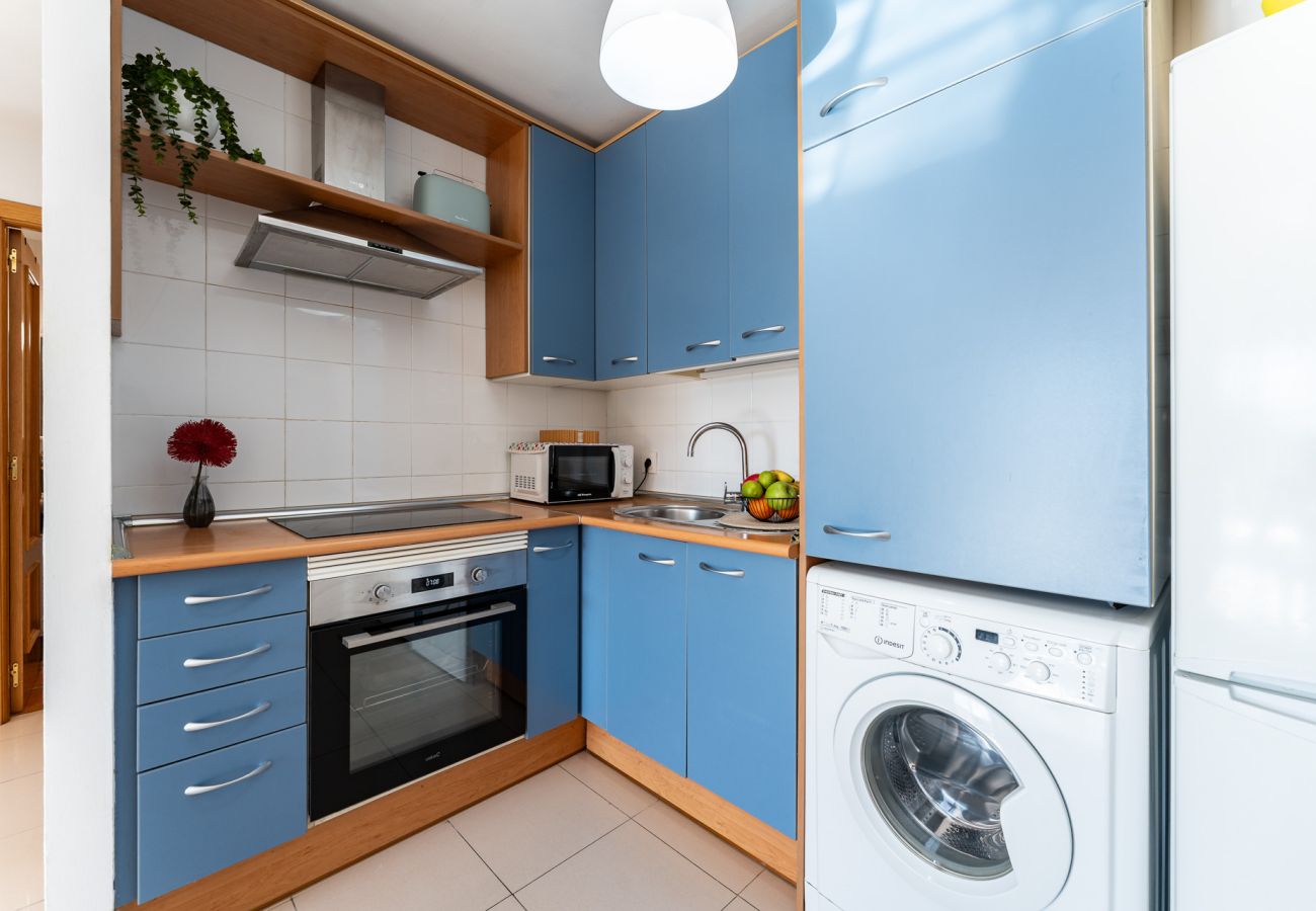 Apartment in Estepona - MalagaSuite Estepona Sun & Terrace