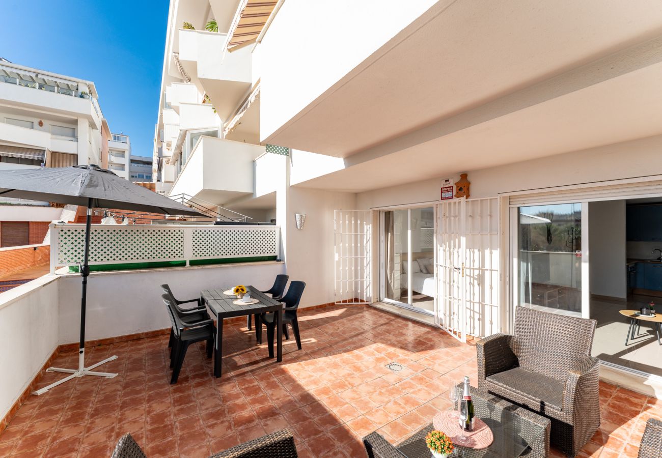 Apartment in Estepona - MalagaSuite Estepona Sun & Terrace