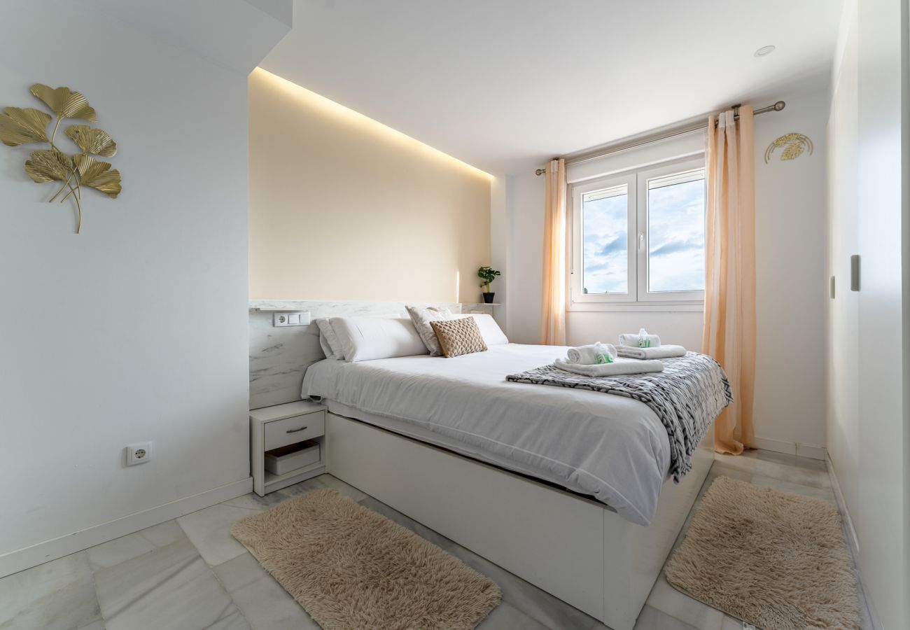 Apartment in Benalmádena - MalagaSuite Premium Duplex Torrequebrada