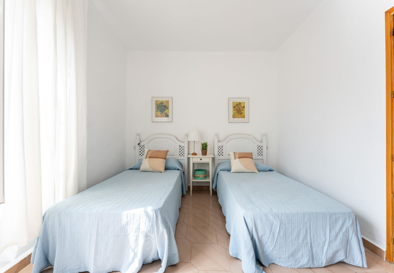 House in Torremolinos - MalagaSuite Cipres House Beach & Garden
