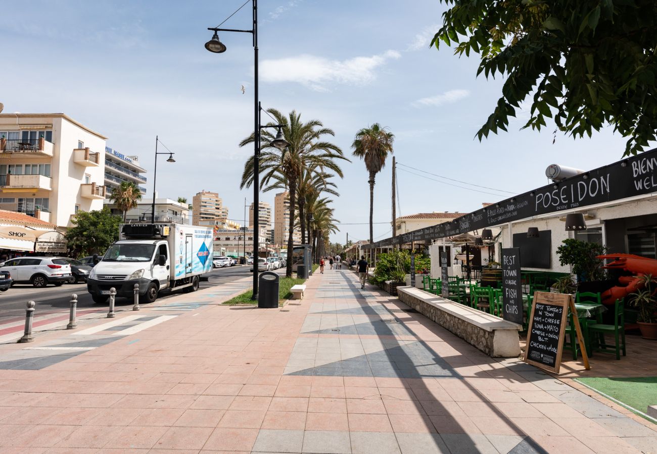House in Torremolinos - MalagaSuite Cipres House Beach & Garden