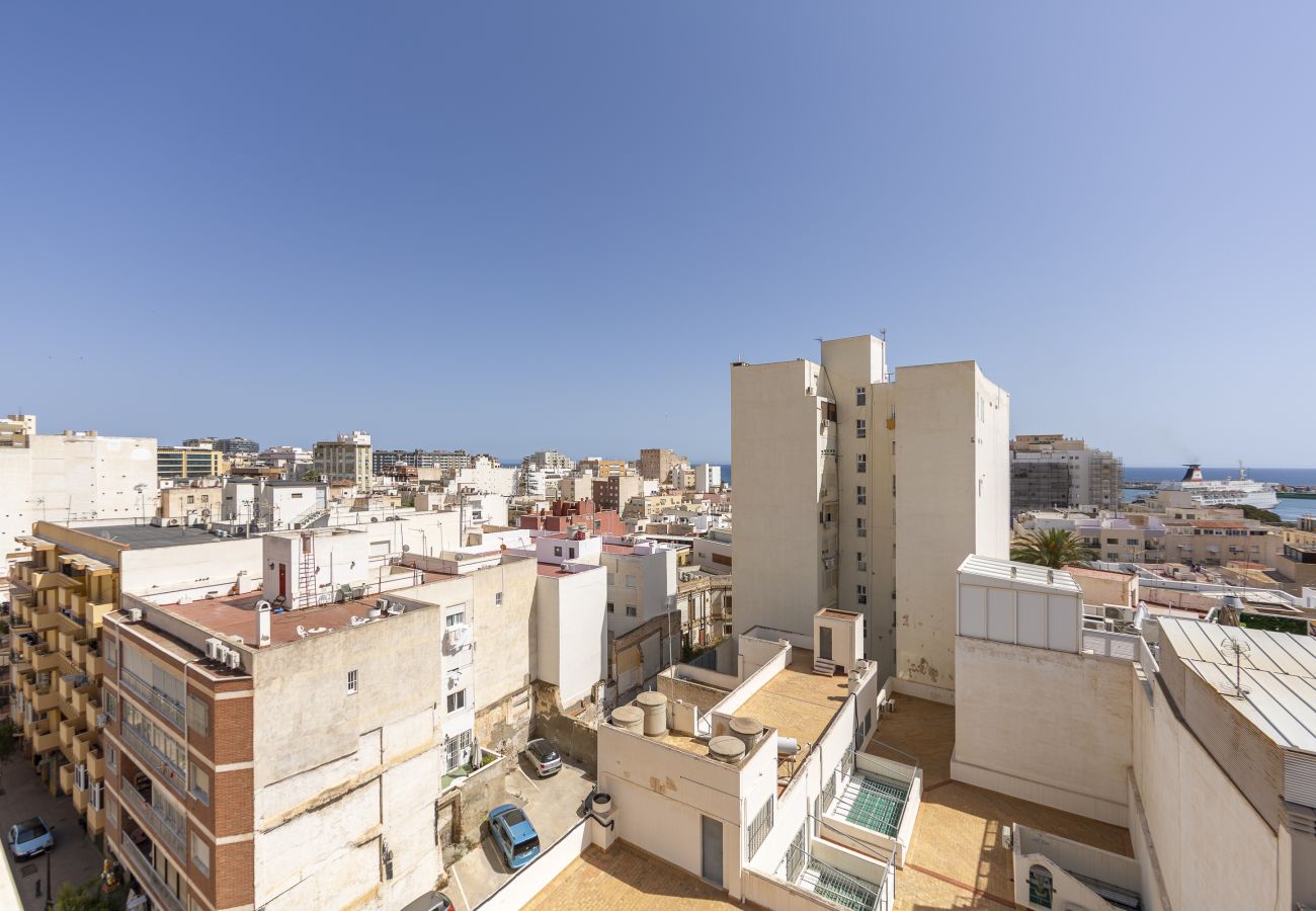 Apartment in Almería - AlmeriaSuite Atico Catedral