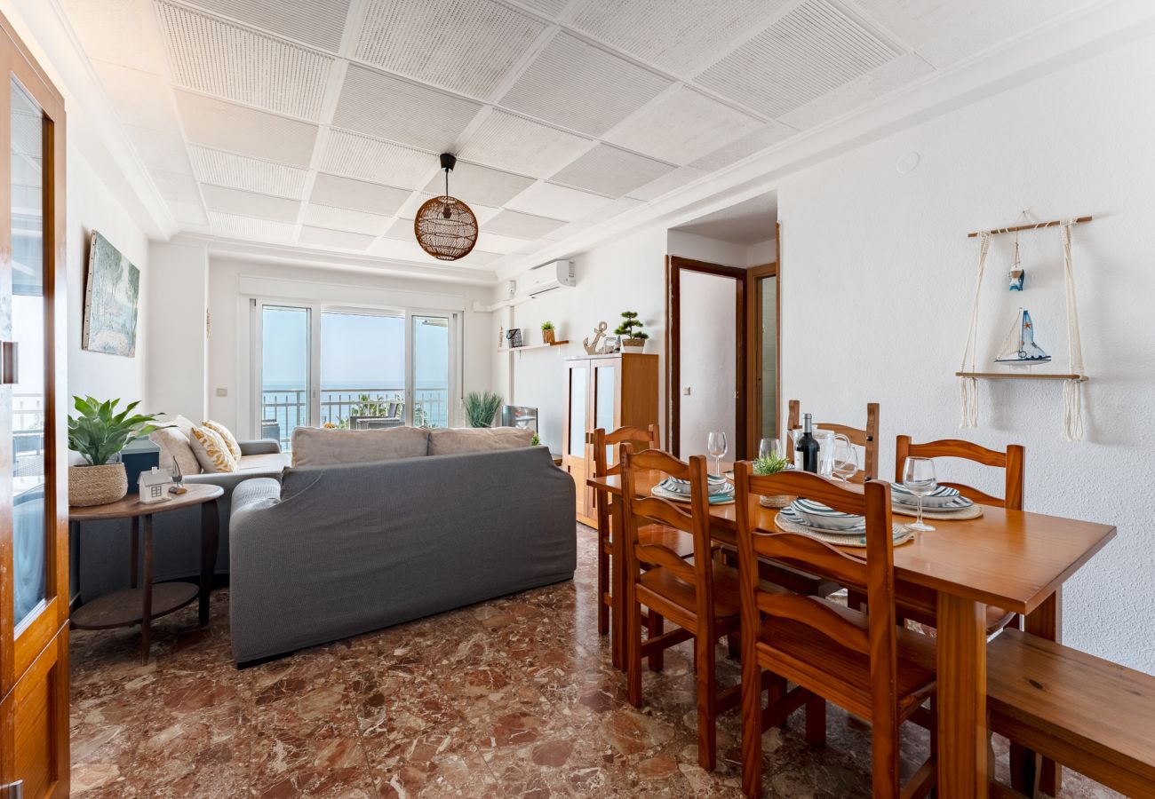Apartment in Fuengirola - MalagaSuite Frontline Beach Fuengirola
