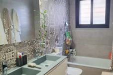 Apartment in Torremolinos - Bajo en venta en Playa del Bajondillo