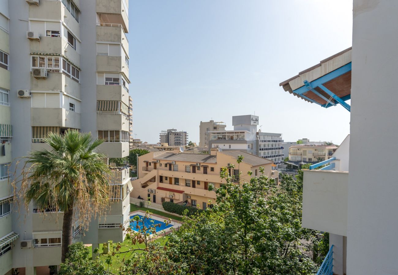 Appartement à Torremolinos - MalagaSuite Lux Beach & Pool