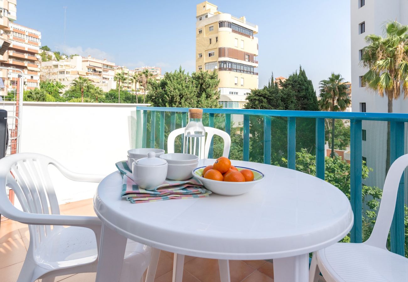 Appartement à Torremolinos - MalagaSuite Lux Beach & Pool