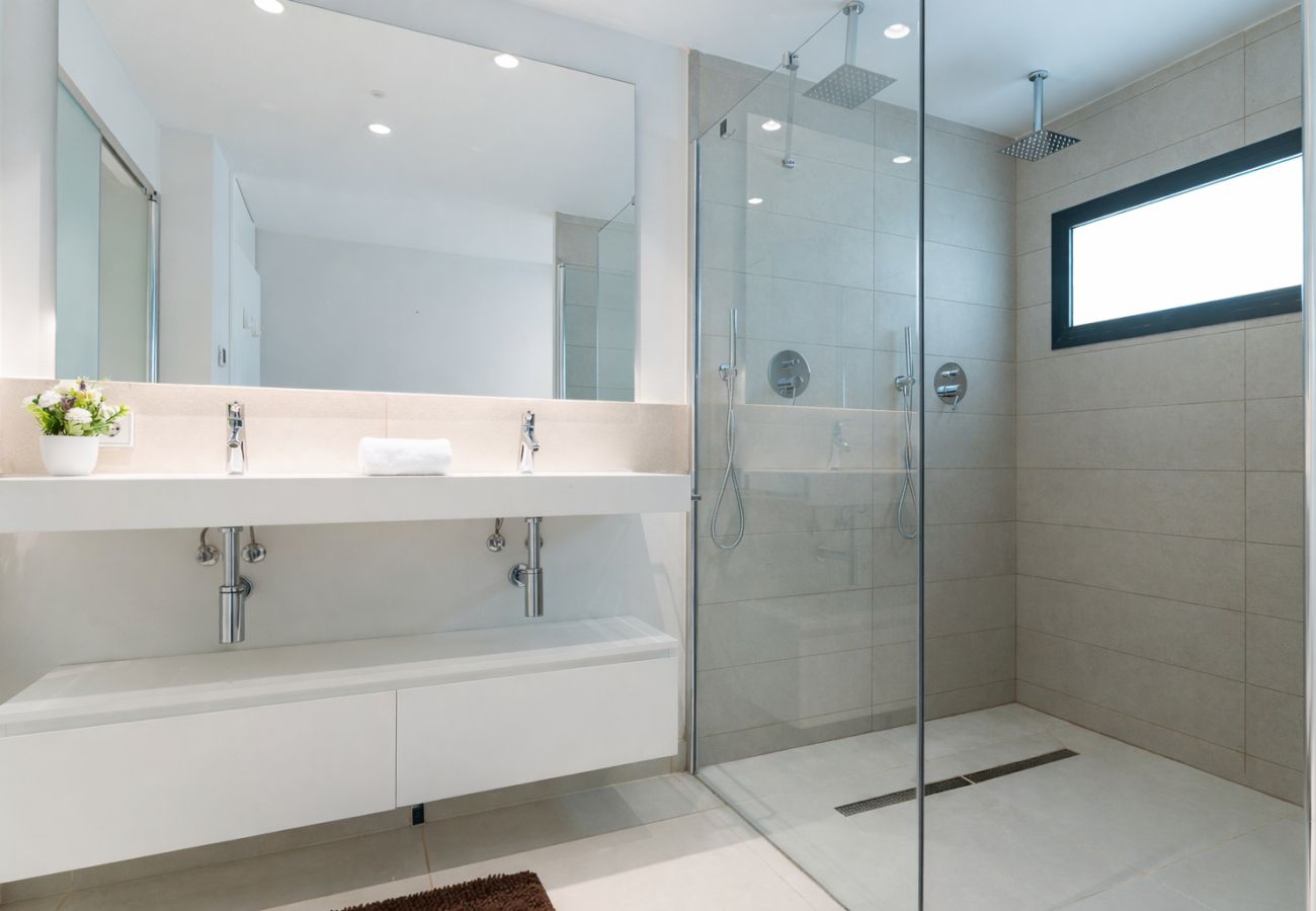 Appartement à Fuengirola - MalagaSuite Higueron West Luxury & Private Pool