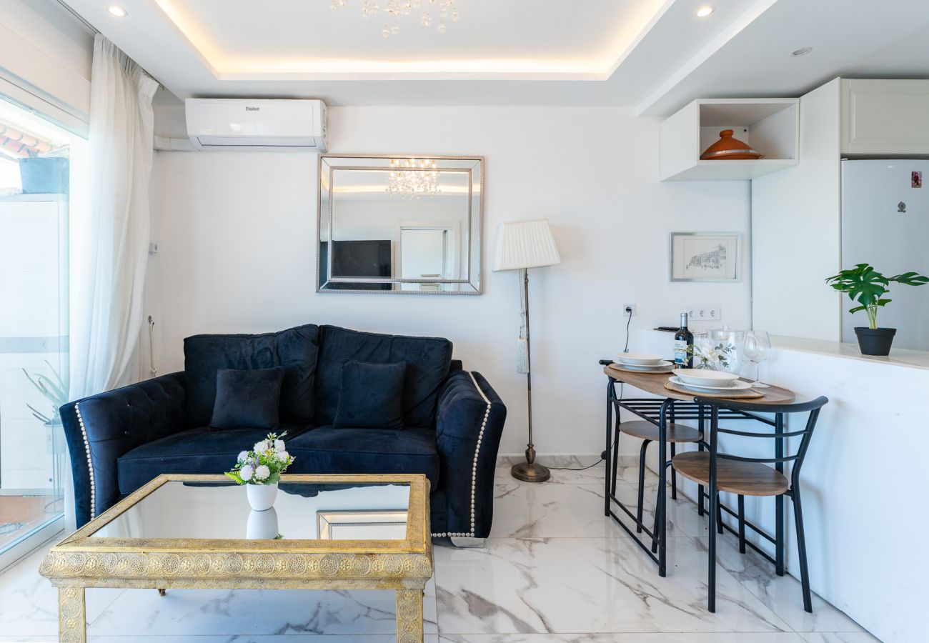 Appartement à Fuengirola - MalagaSuite First Line Beach Terrace
