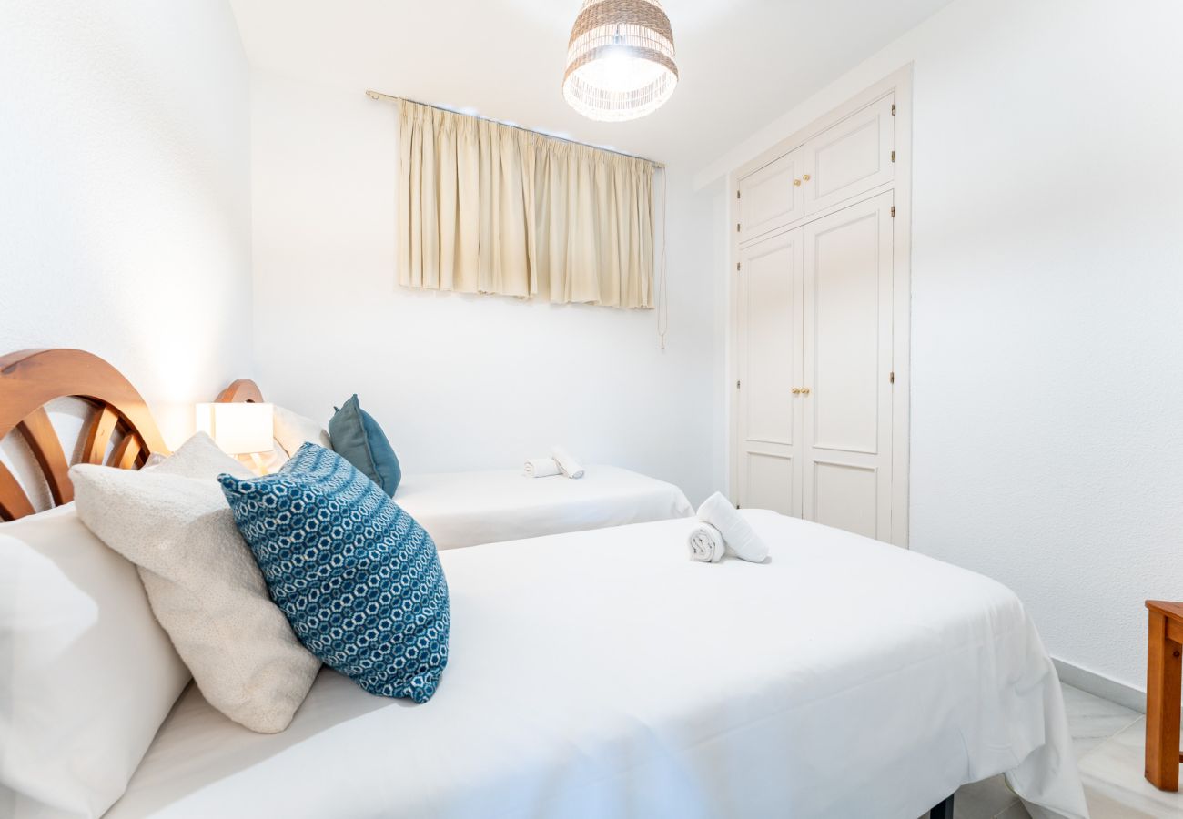 Appartement à Torremolinos - MalagaSuite Tropical Oasis Terrace