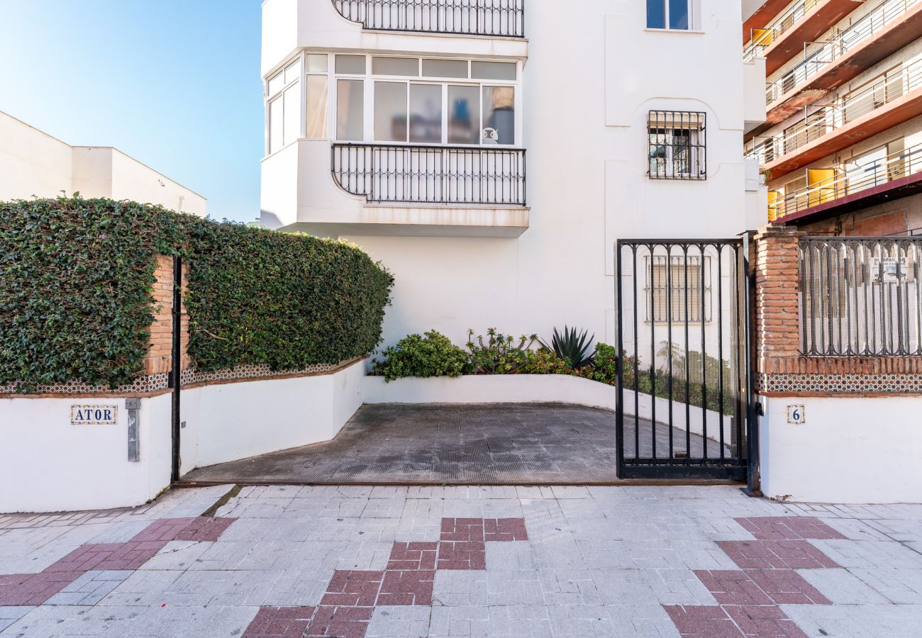 Appartement à Torremolinos - MalagaSuite Tropical Oasis Terrace